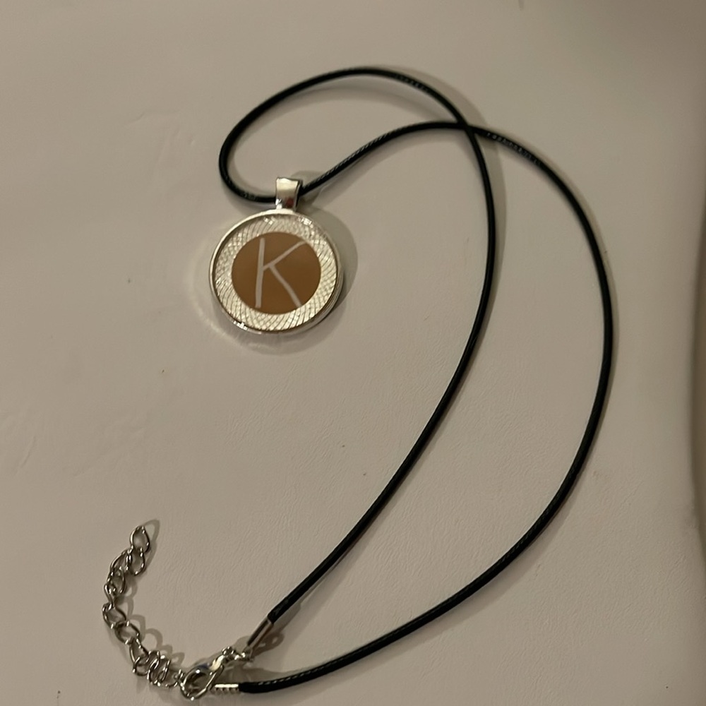 Necklace - Picture 2 of 2